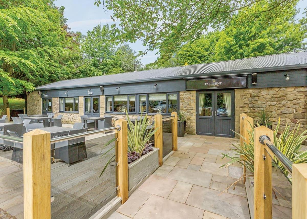Aysgarth Lodges Bagian luar foto